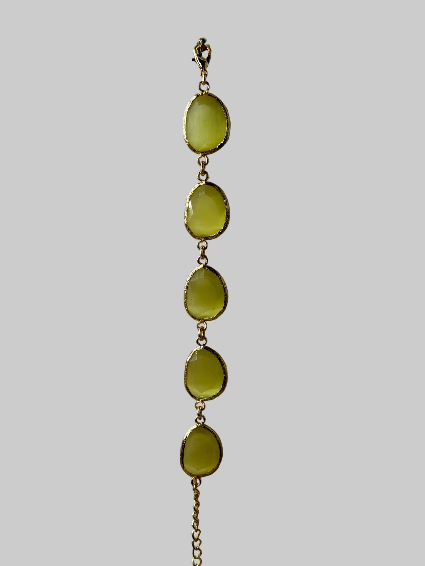 Cats Eye Pebble Shape Bracelet