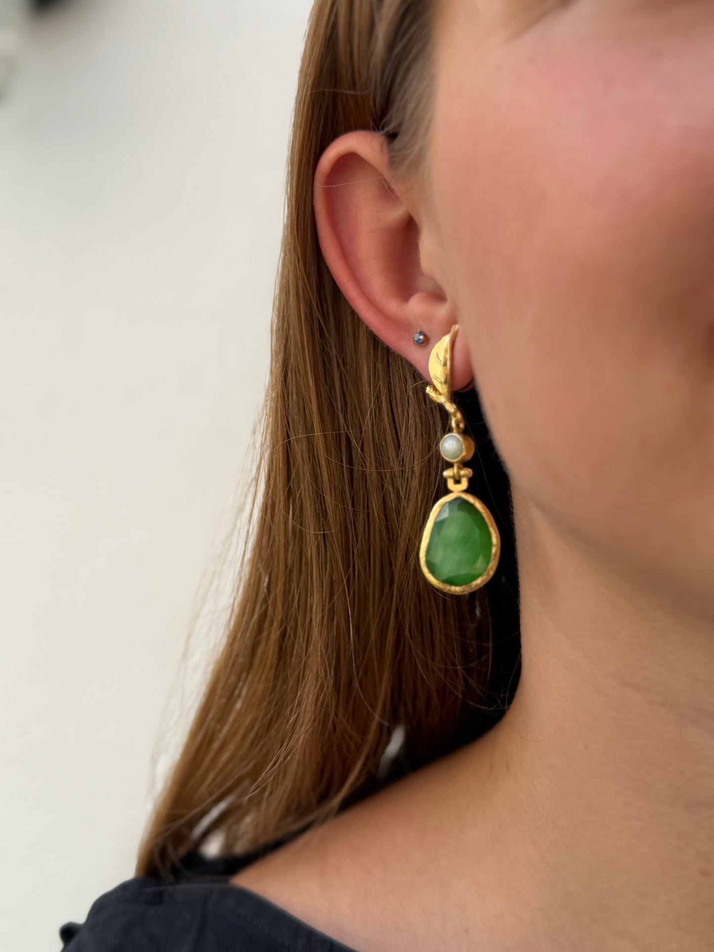 Cats Eye Leafy Dangly Earrings