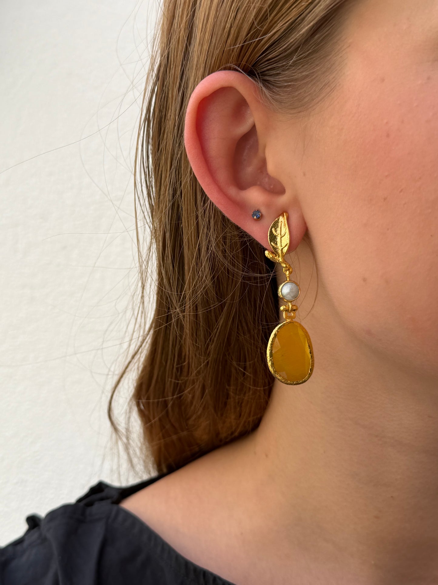 Cats Eye Leafy Dangly Earrings
