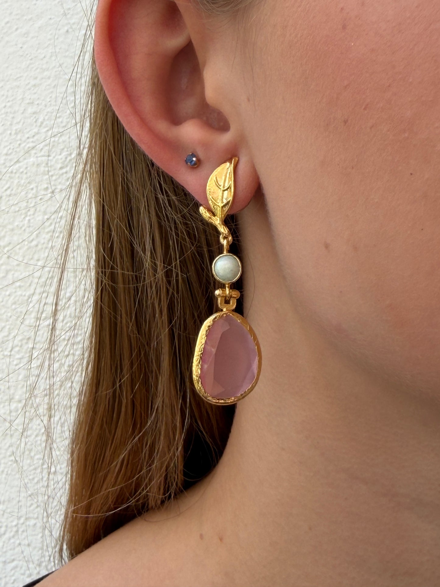 Cats Eye Leafy Dangly Earrings
