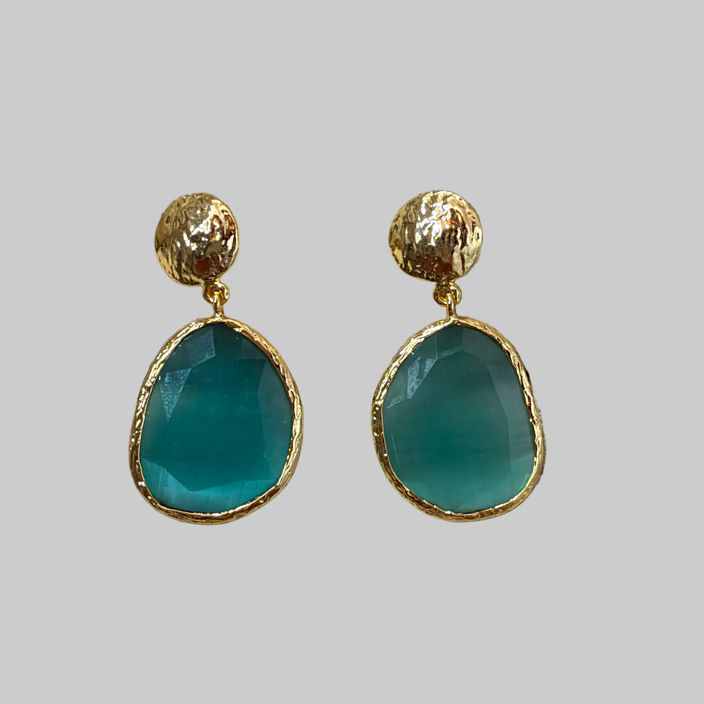 Cats Eye Pebble Earrings