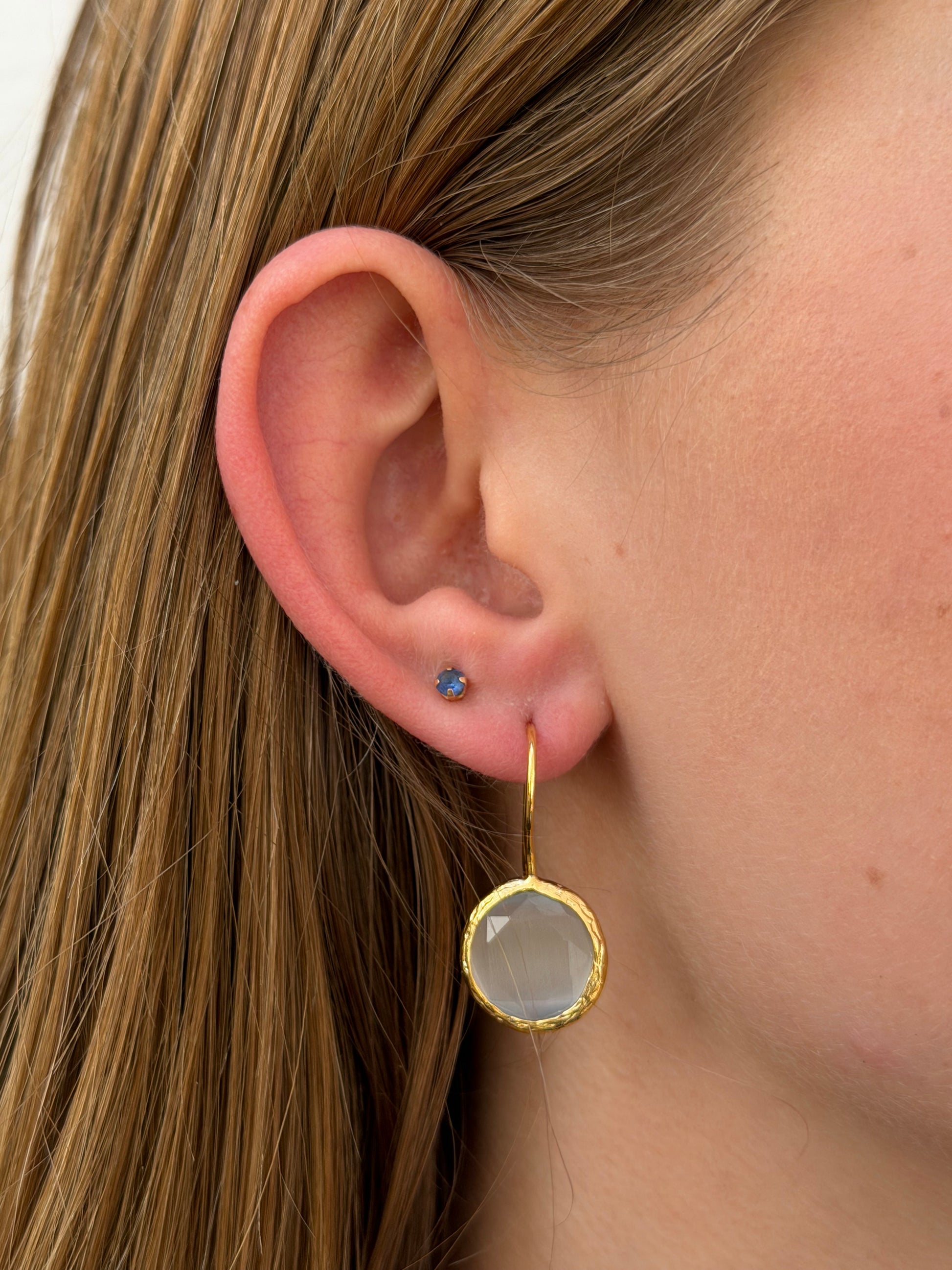 Cats Eye Round Fishhook Earrings Ice White