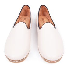 Load image into Gallery viewer, Cream - Women&#39;s - Charix Shoes