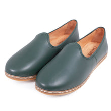 Load image into Gallery viewer, Hunter Green - Women&#39;s - Charix Shoes