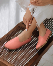 Load image into Gallery viewer, Vintage Pink - Women&#39;s - Charix Shoes